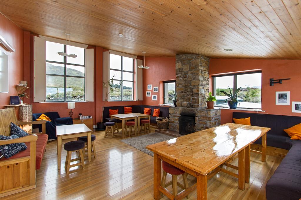 Killary Adventure Centre Hotel Leenaun Buitenkant foto